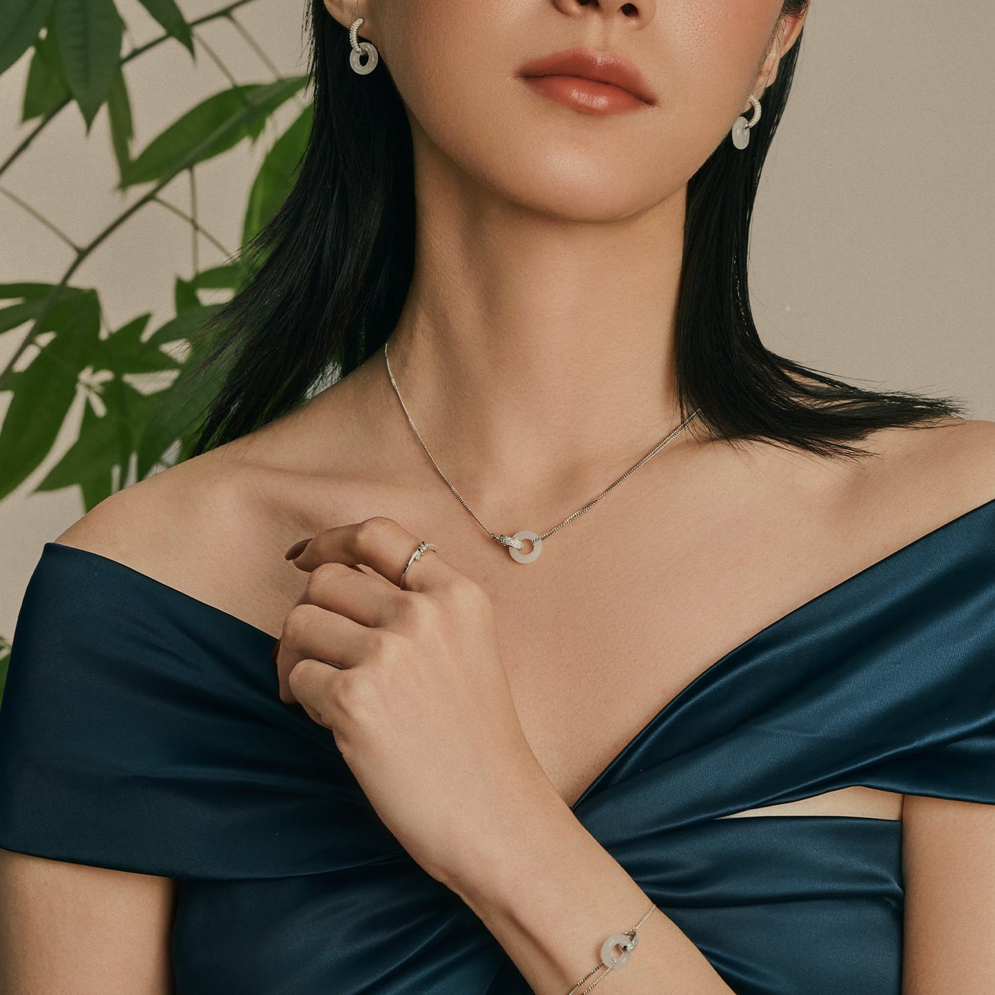 Silver Eternal Necklace