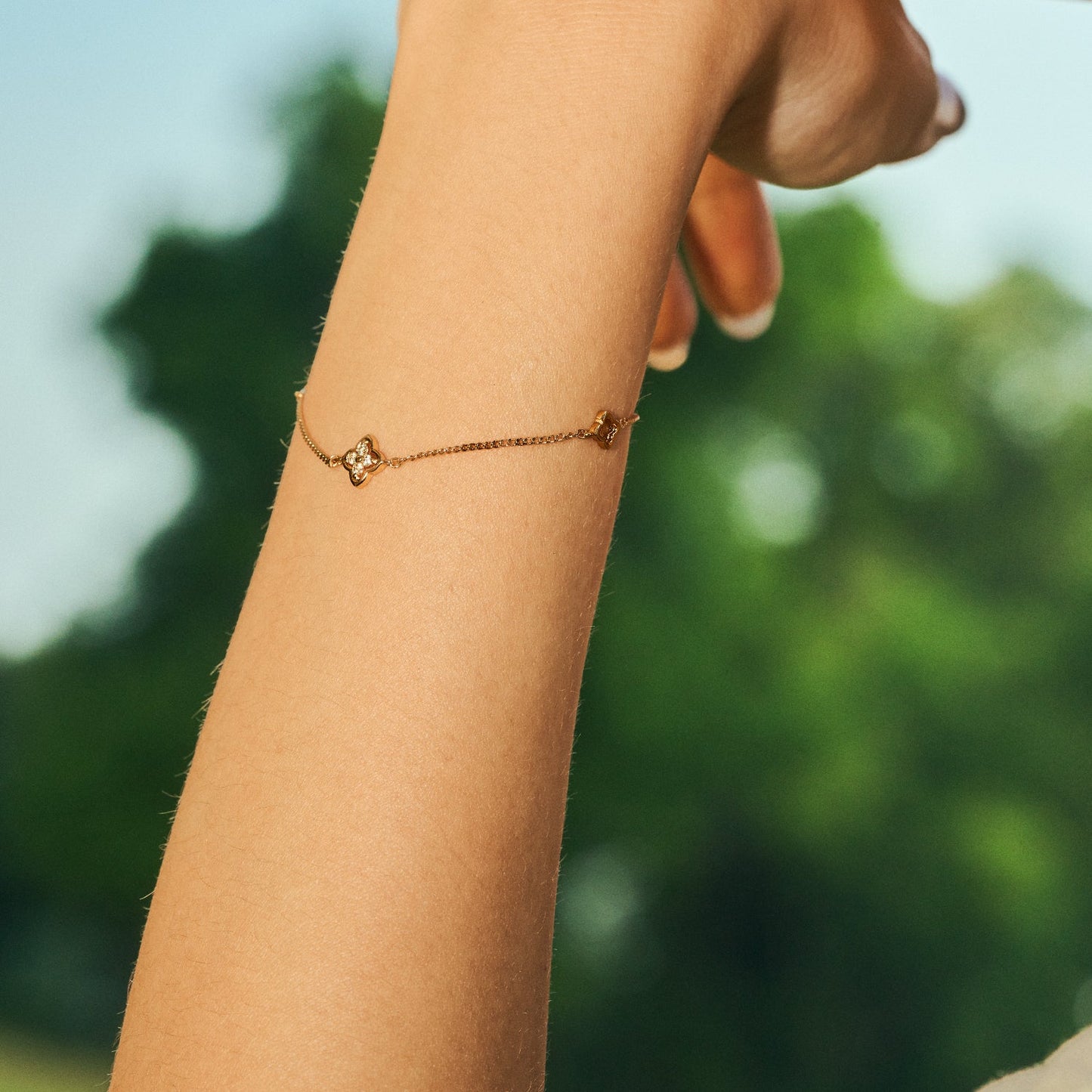 Gold Flourish Bracelet