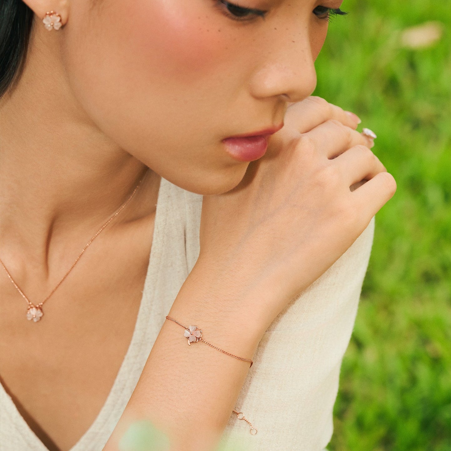 Rose Gold Lucky Swivel Bracelet