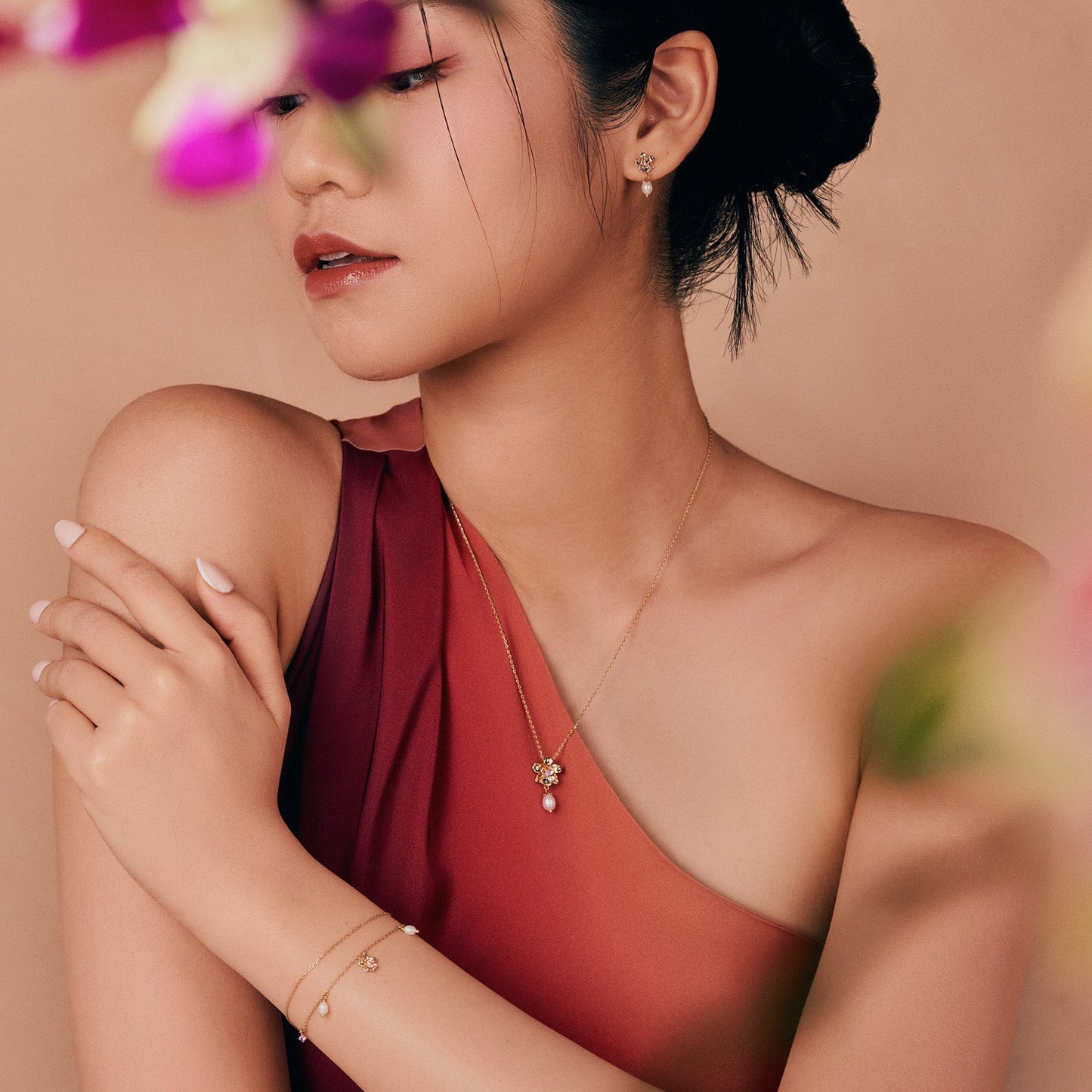 Gold Cataleya Bracelet