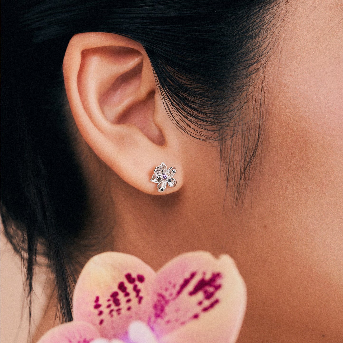 Silver Agnes Studs