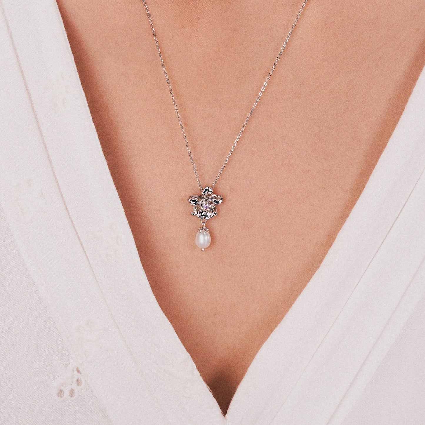 Silver Vanda Necklace