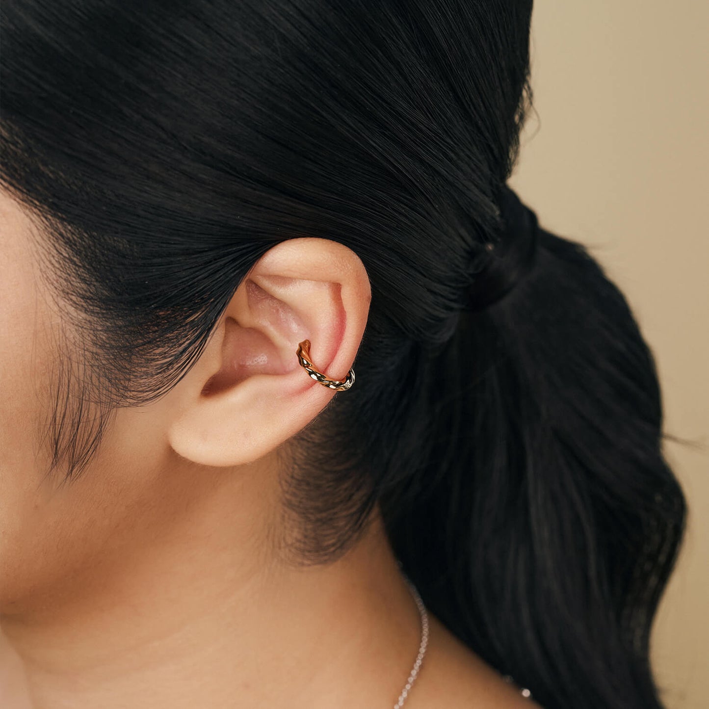 Gold Cruller Ear Cuff