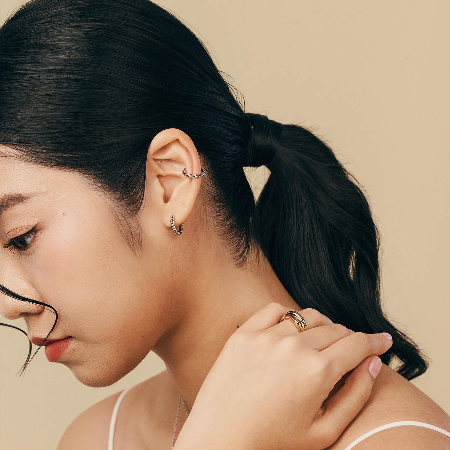 Silver Cruller Ear Cuff