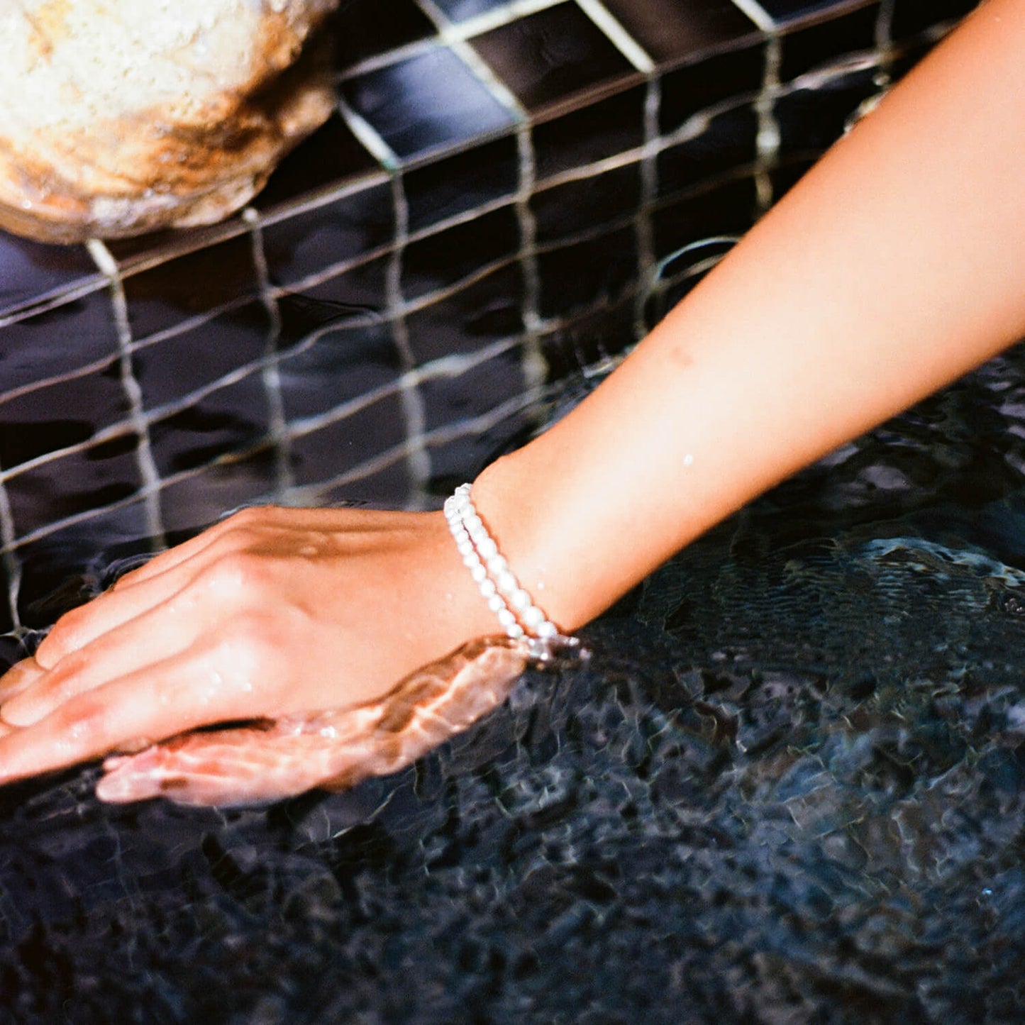 Gold Audrey Classic Pearl Bracelet